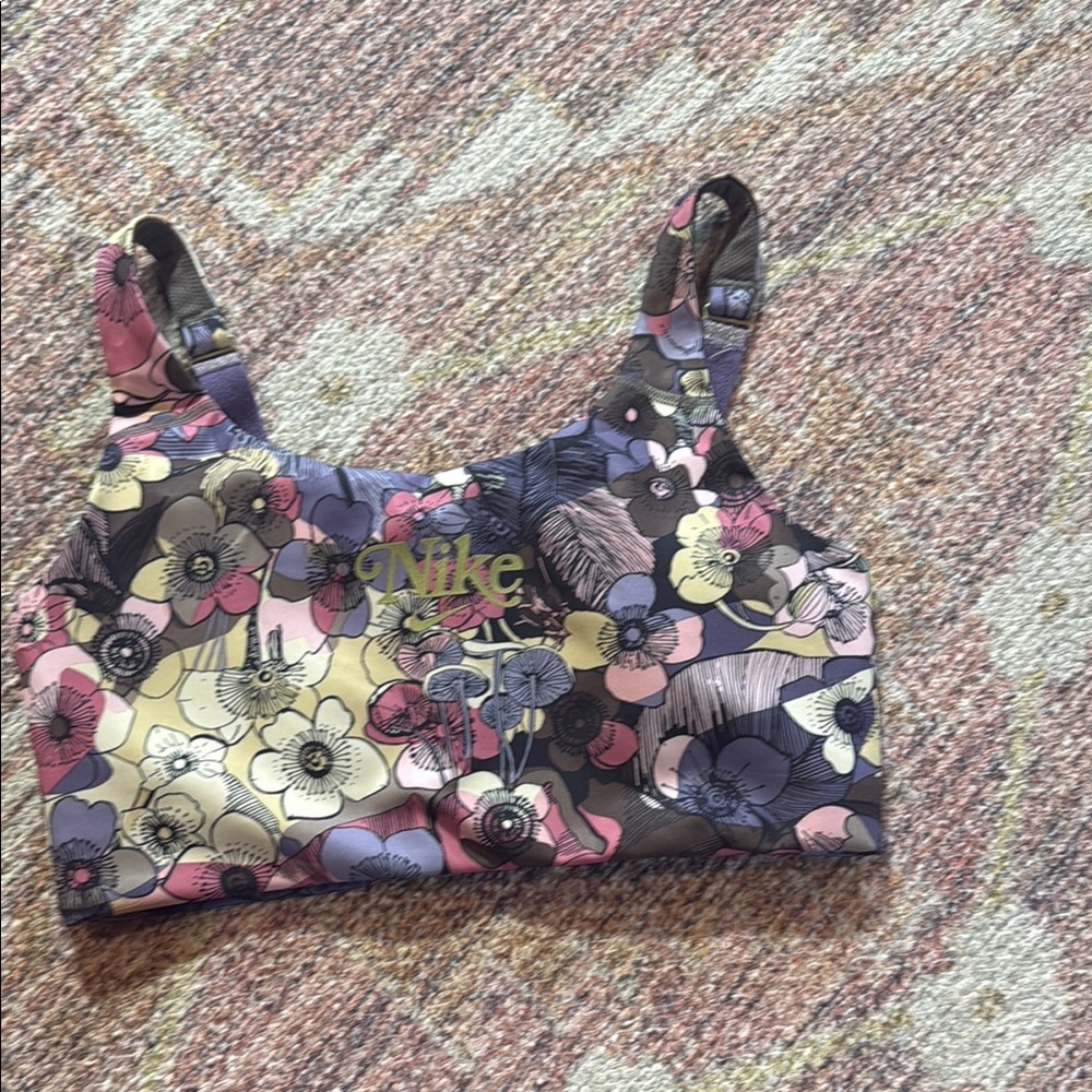 Nike Floral Print Sports Bra in Pink, Purple, Yellow, Black